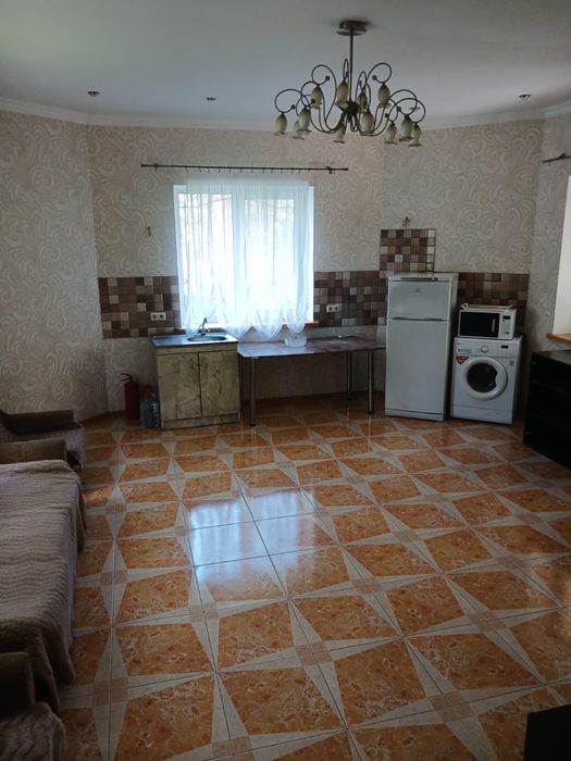 Продам капітальний будинок-дачу в лісовій зоні біля м. Самар