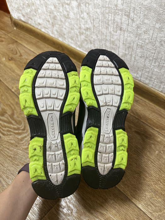 Черевики дитячі водонепроникні sketchers 36 розмір