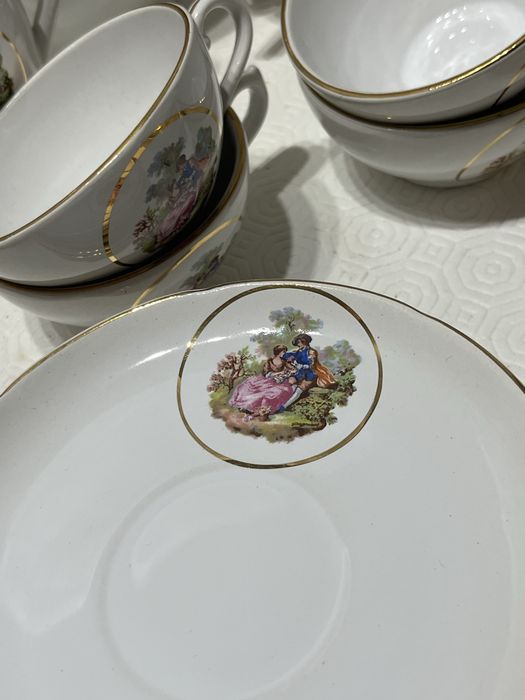 Louçarte Complete Dinnerware Set427807674047539204