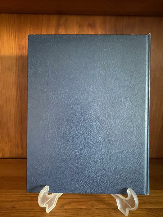 Livro Oco - Livro Secreto - Hollow Book - Secret Book