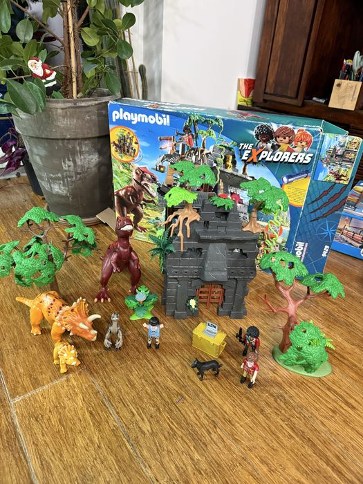 Playmobil Adventure 9429 plus dinozaury i policja