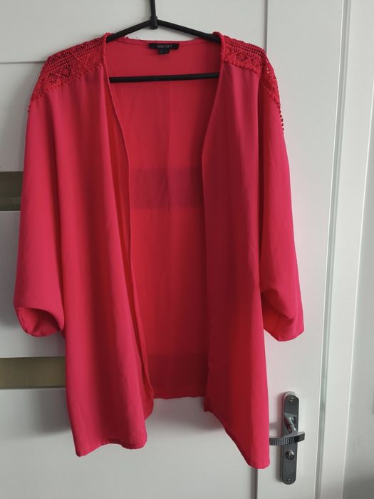 Lekka narzutka damska