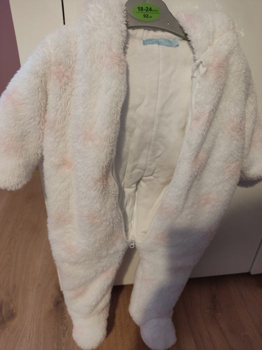 Kombinezon dla dziewczynki