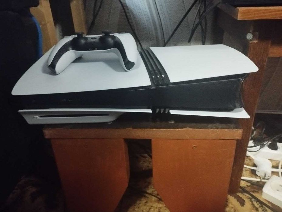 Консоль/приставка PS5 pro з дисководом