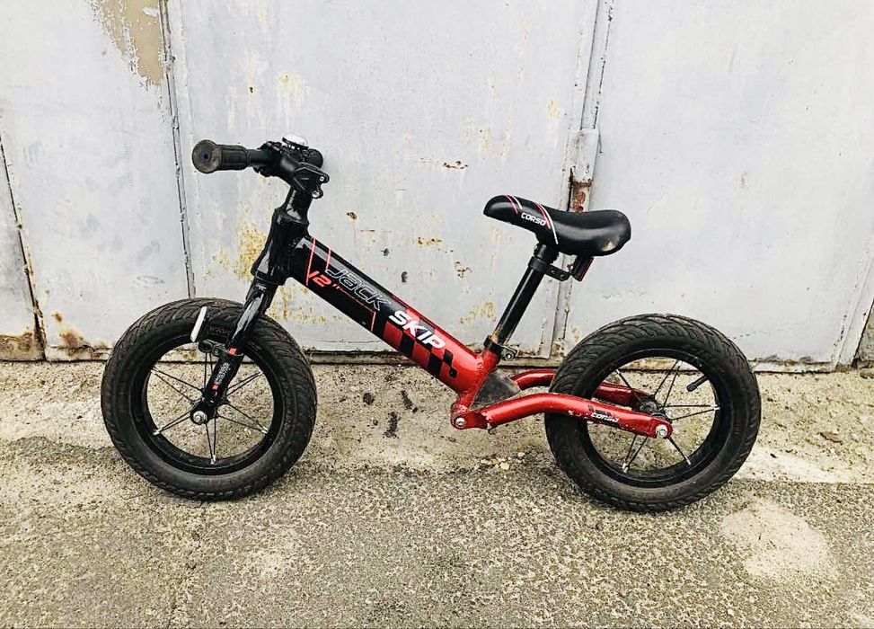 Беговел Corso Skip Jack 12