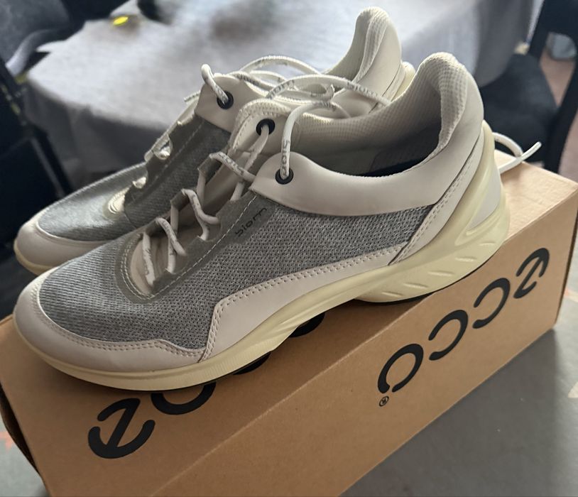 Buty sportowe ecco roz 40
