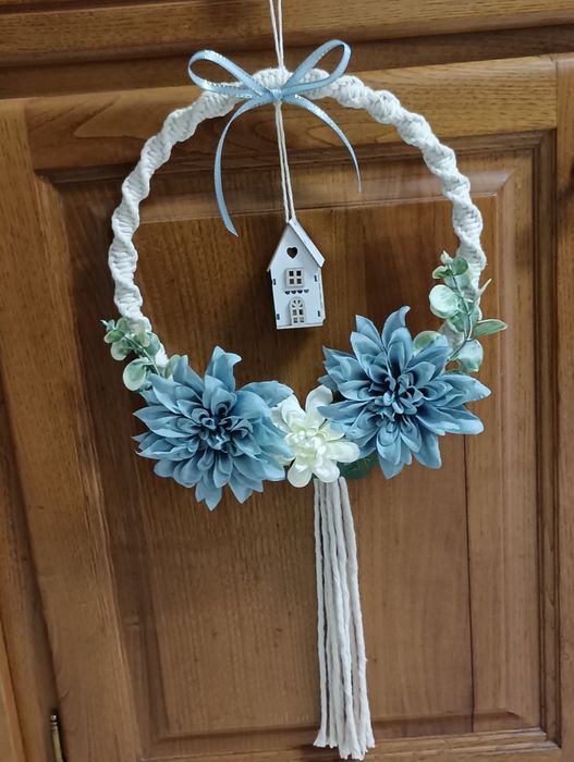 Decoração de parede ou porta em macramé