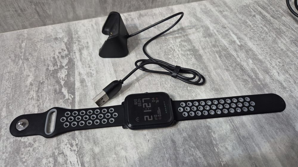 Смарт годинник Amazfit Bip Black Lite, Xiaomi.