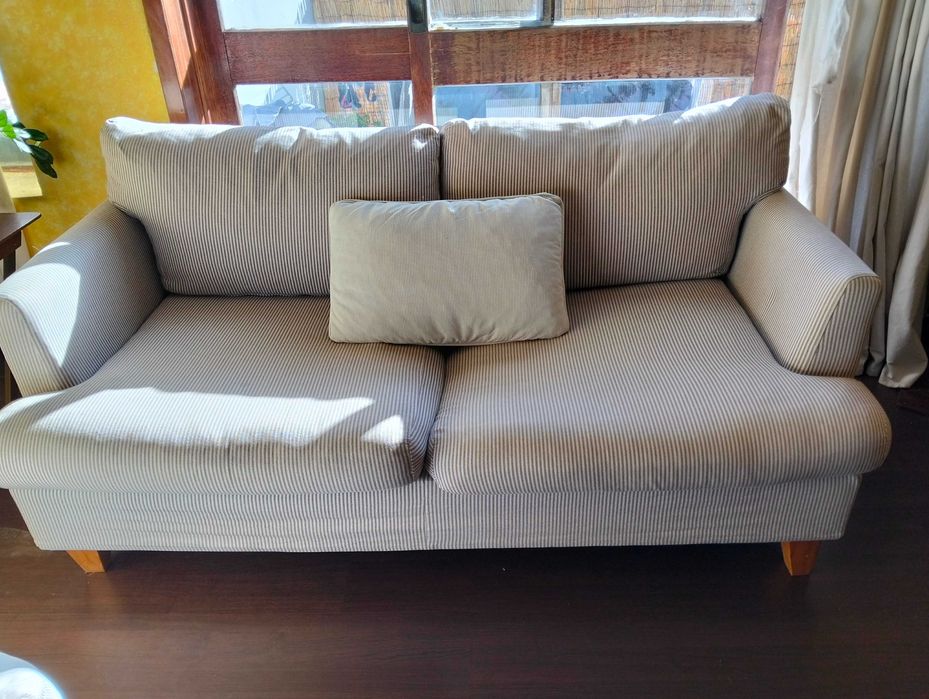 Sofá de 2 lugares – Loja Area