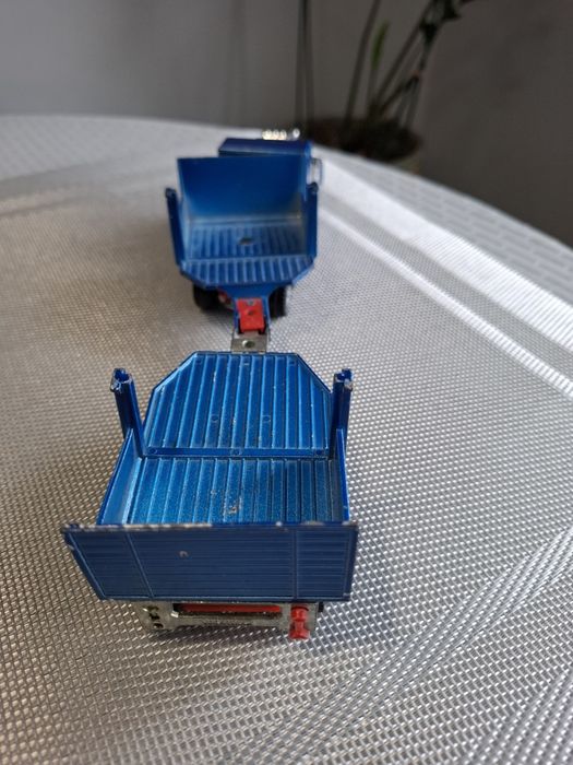 Siku mack transporter skala 1:55