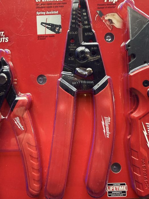 Milwaukee zestaw narzędzi dla elektryka