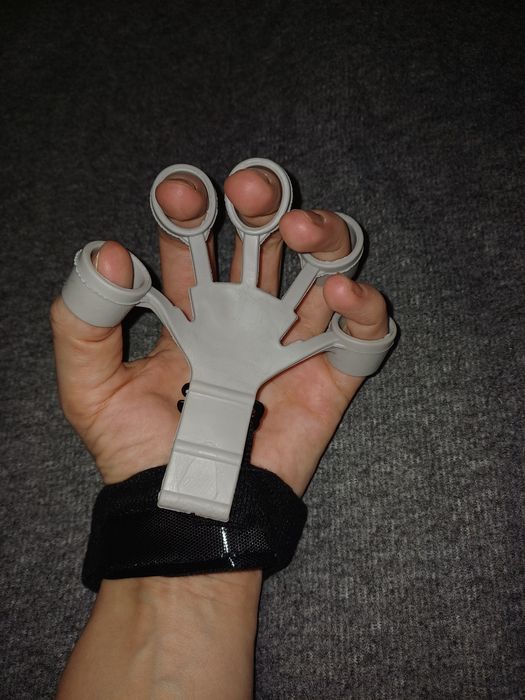 Еспандер тренажер для пальців кисті