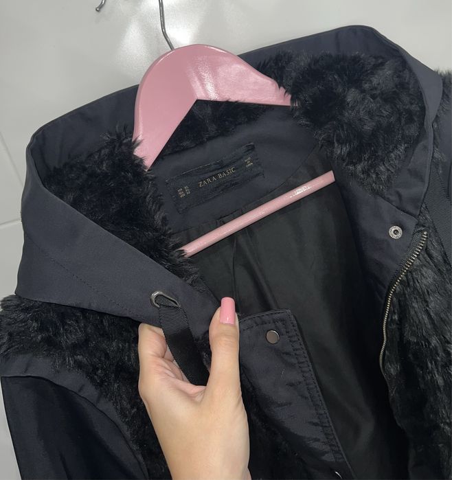 Zara czarna kurtka futerko z kapturem r. L /XL