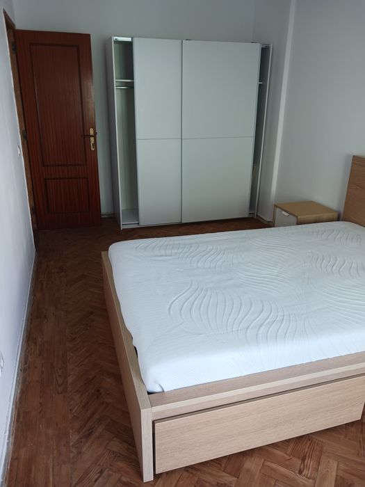 Quartos com varanda em Sacavem