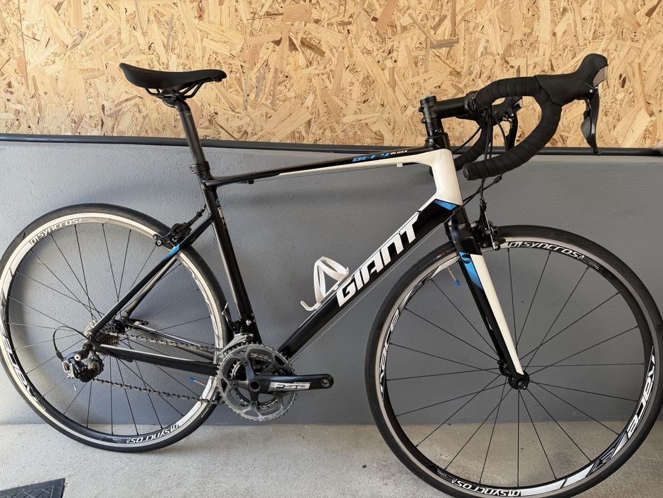 Giant defy estrada semi nova