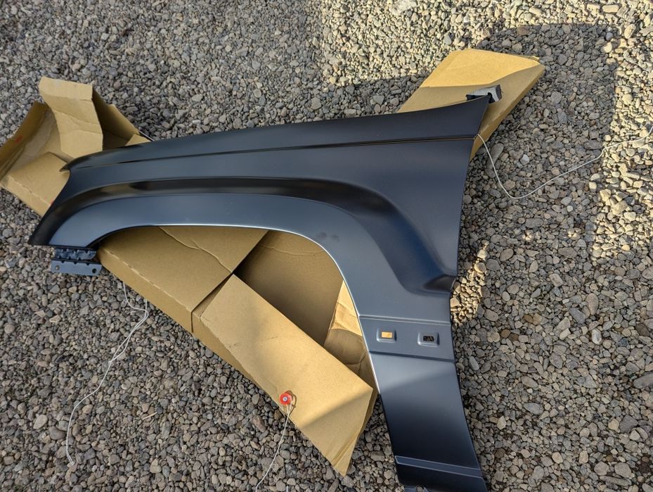 Крило Jeep Grand Gheroke, ліве/праве.1999-2004WJ