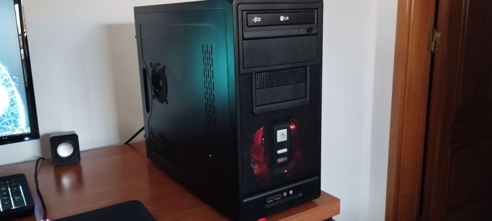 Gaming PC Tower for Beginners457280966435153921