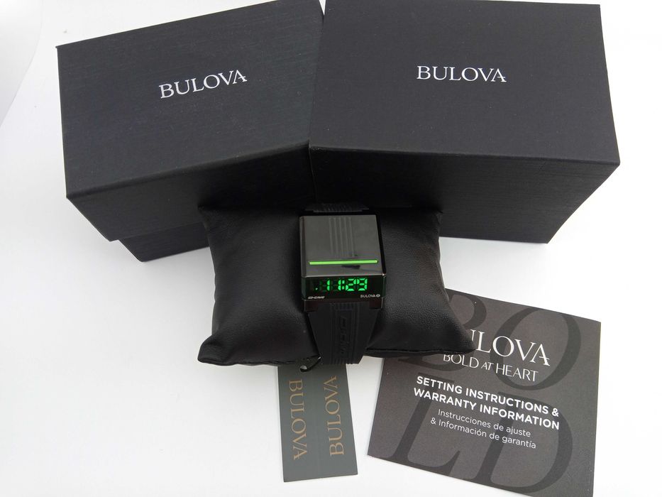 Bulova Computron 98C141 мужские экстравагантные часы из будущего