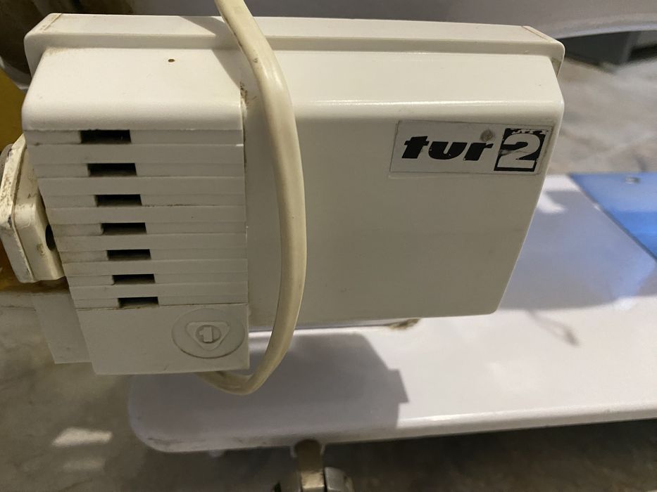 Продам швейную машинку Чайка142-м, б/у в хорошем состоянии