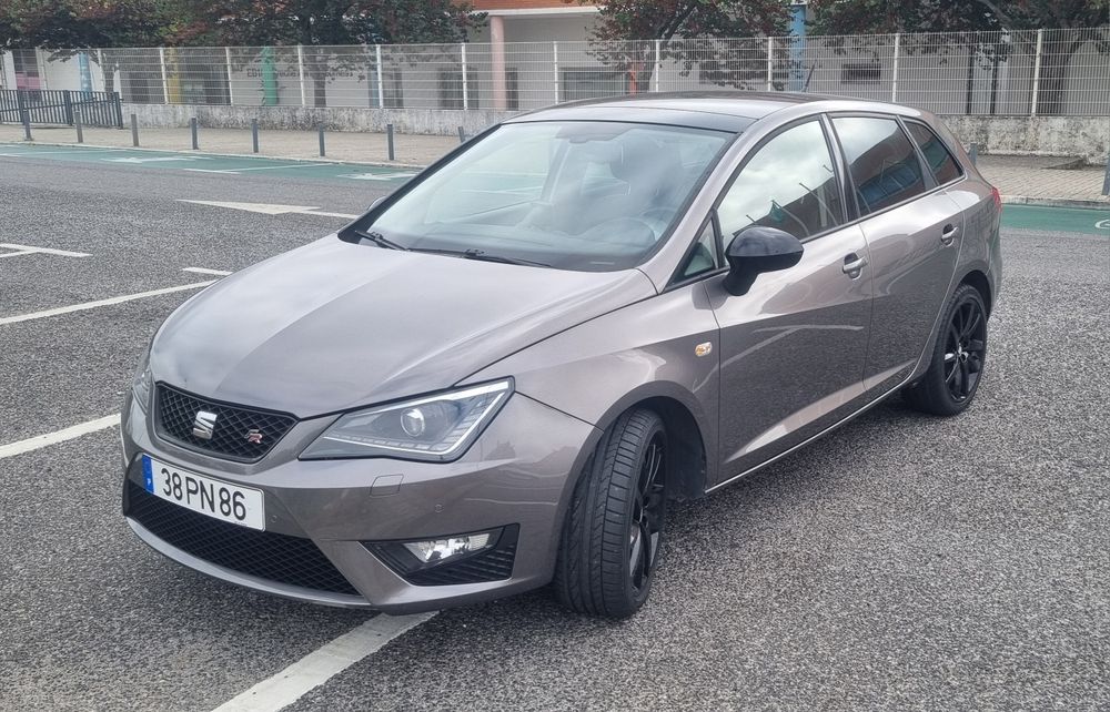 Seat Ibiza ST 1.2 Tsi Fr foto 2