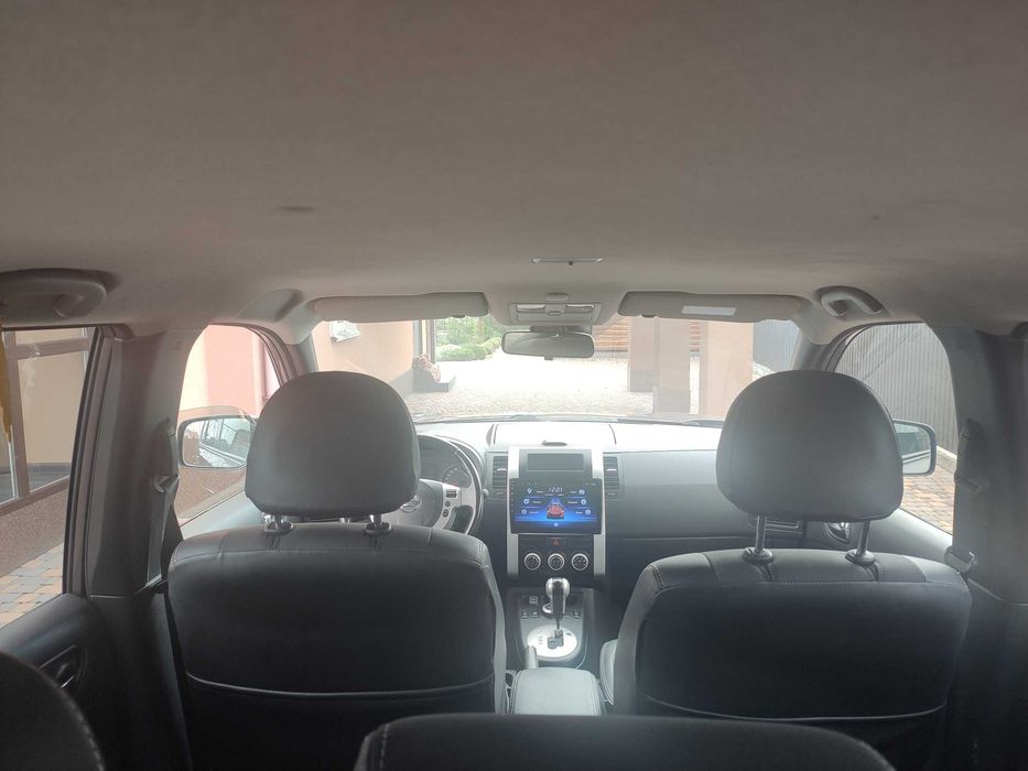 продам автомобіль Nissan
