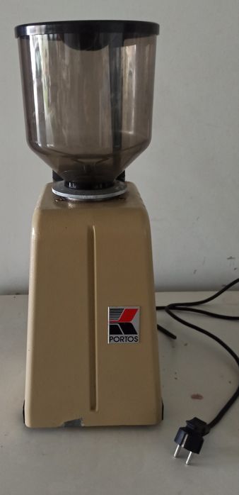 Moinho de café antigo