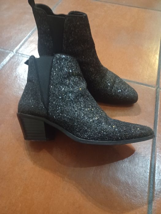 Botas brilhantes estilo cowboy,pelo tornozelo,pretas,Zara,tamanho 38