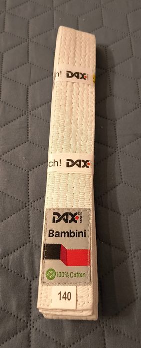 Grube kimono dla dzieci do aikido rozmiar 140 + gratis

140 + gratis