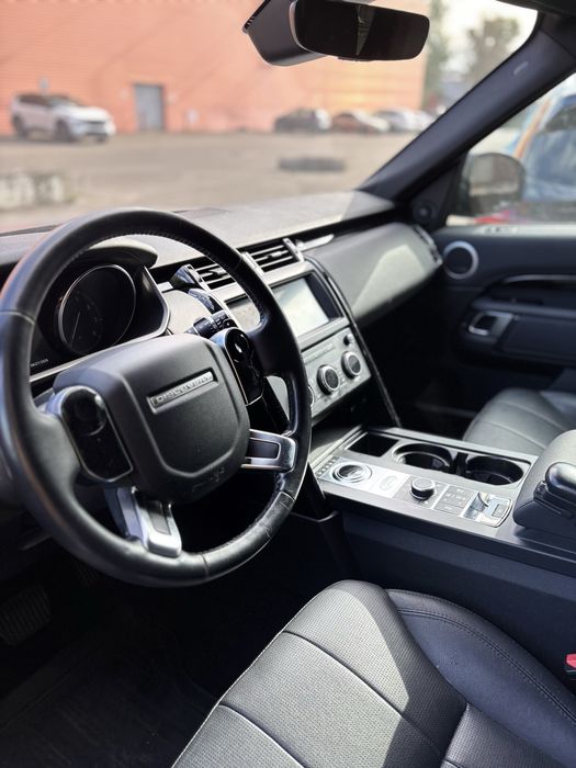 Land Rover Discovery SE 2019 3L AWD
