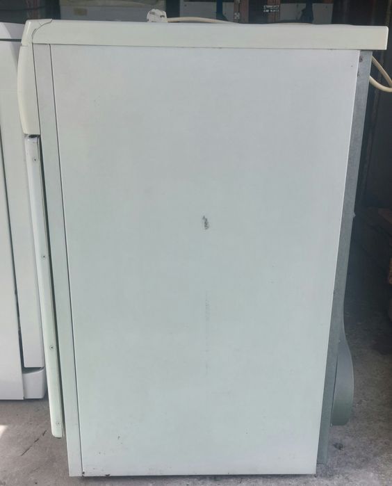 Máquina de secar roupa Indesit