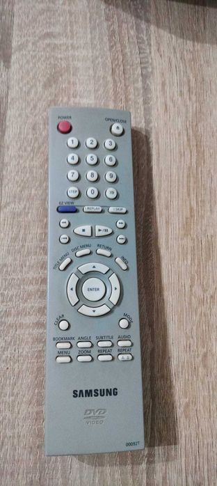 Leitor de DVD/CD/MP3 Samsung E-232