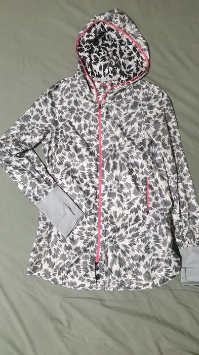 Жіноча вітровка Adidas XS/S