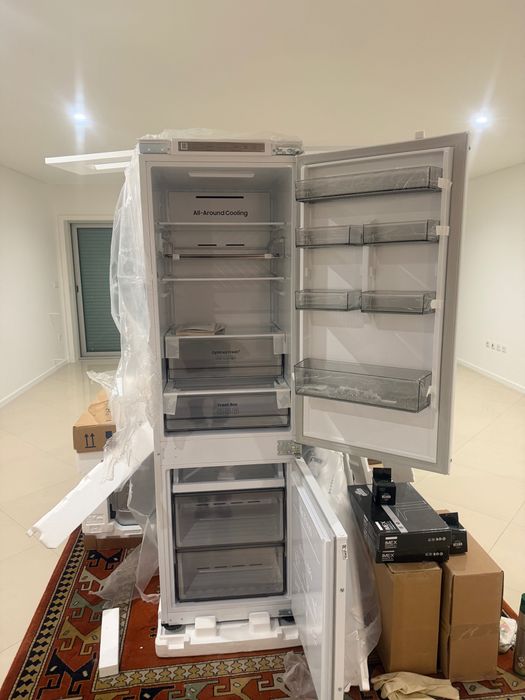 Novo - Figorifico encastre Samsung