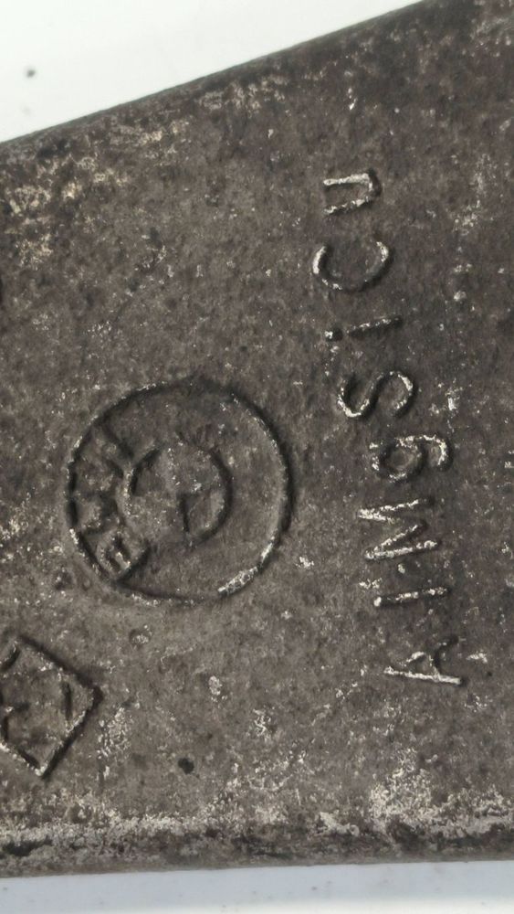 alt