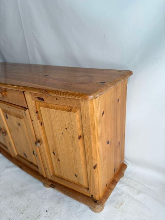 Komoda z litego drewna