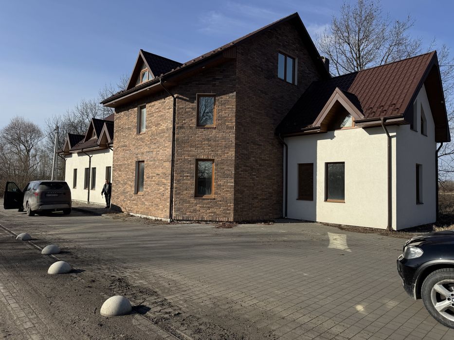 Оренда  комерції .  210 кв