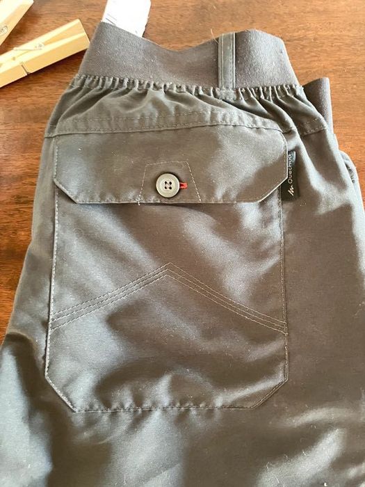 Calções de Caminhada Quechua Tamanho 38  Novos