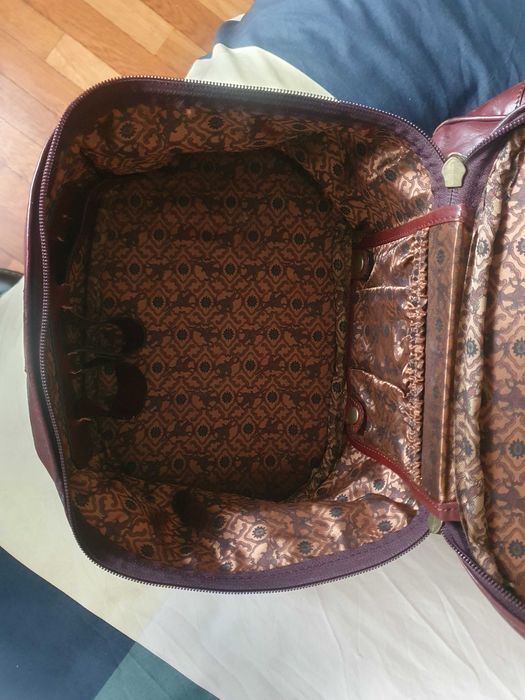 Mala de viagem em pele