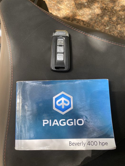 Piaggio Beverly 400 (2021)