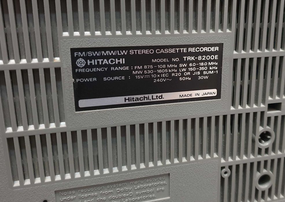 Легендарна японська магнітола Hitachi TRK-8200E 22W  Stereo