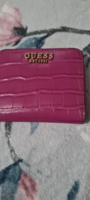 Portfel Gues nowy