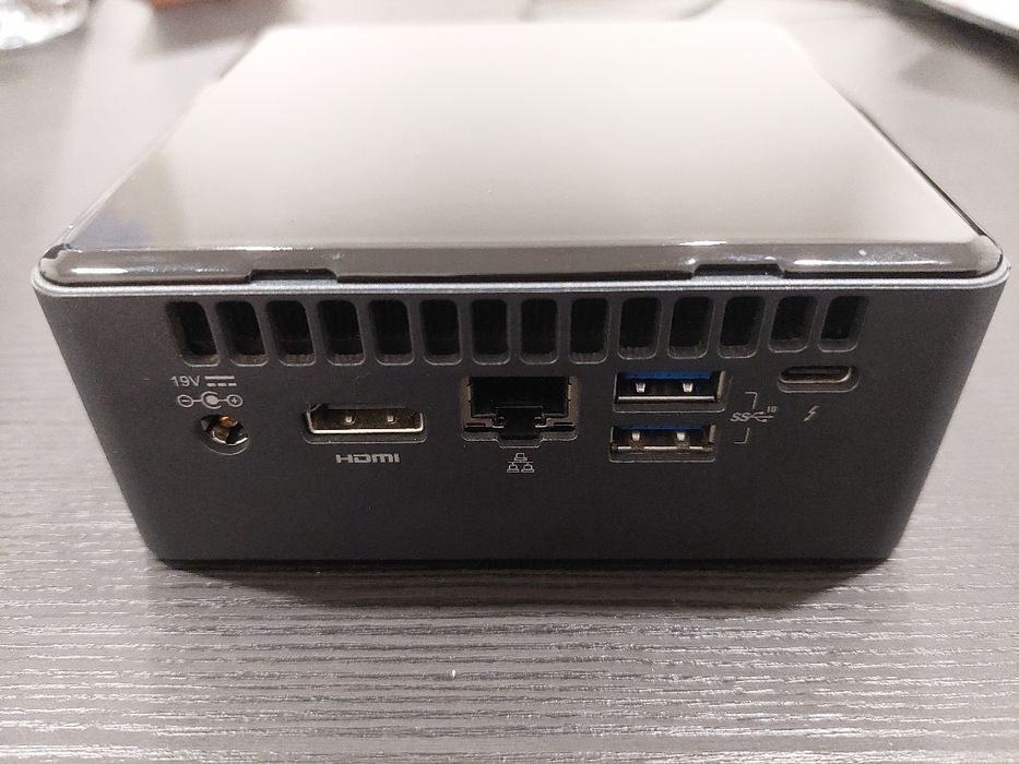 Mini PC Intel NUC8i5BEH I5-8259U | 16GB