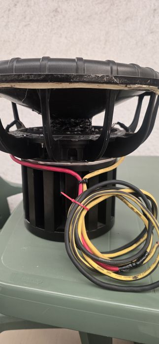 Vendo subwoofer ground zero Neo