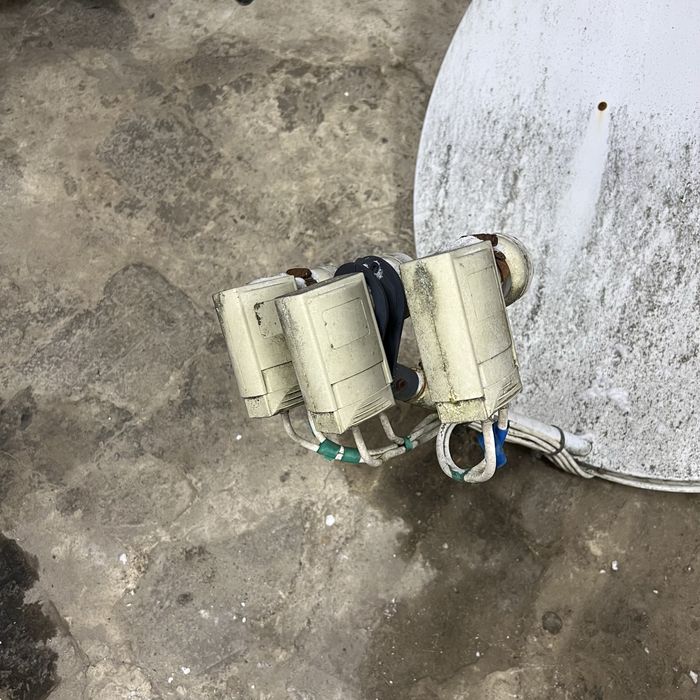 Супутникова тарілка спутниковая тарелка тв tv б у