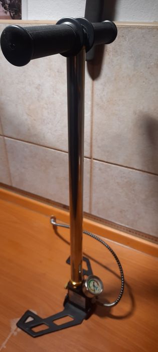 Pompka do wiatrówek PCP z końcówką