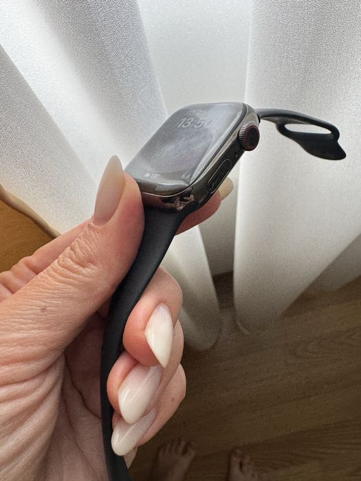 Текст для оголошення:  Apple Watch Series 8 GPS + Cellular, 41 мм.