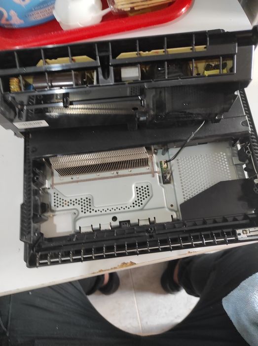 Pintura de casa e manutenção, faço manutenção a PS4 PS5 e mudo a pasta térmica.