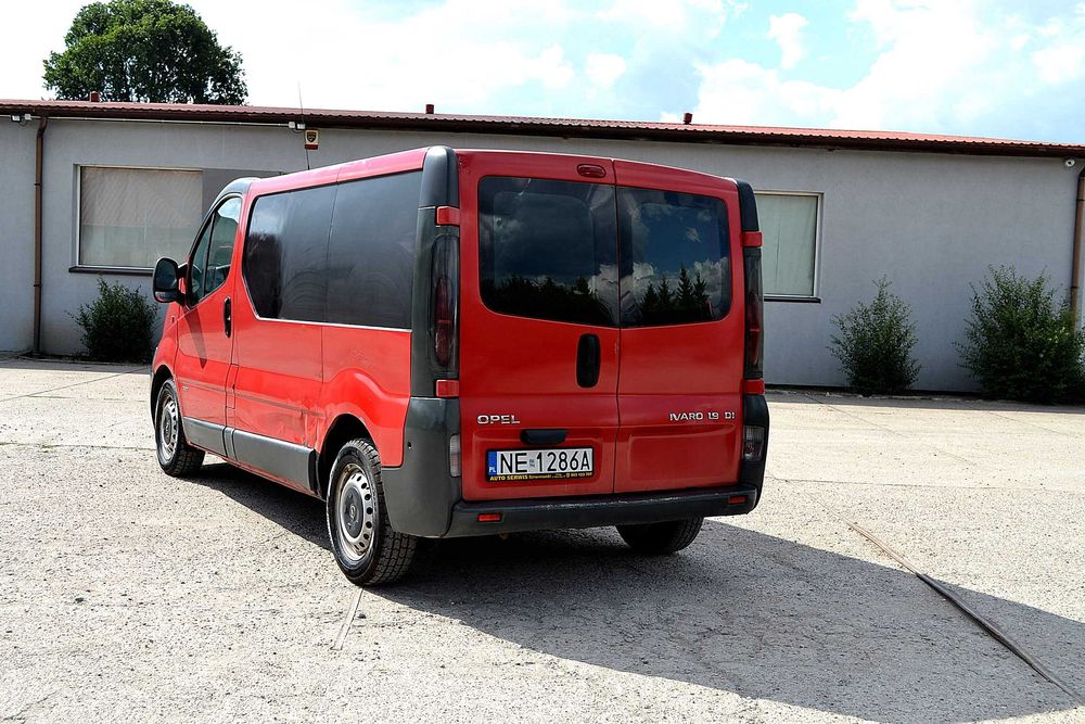 Opel -Vivaro 1.9 cm Diesel , 2001r , Gotowy do pracy , okazja !