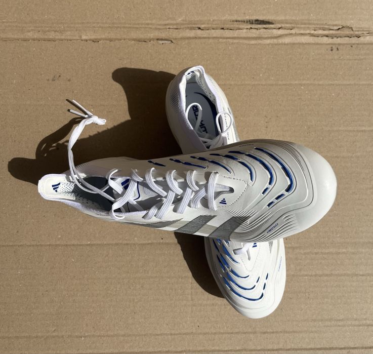 Chuteiras Predator 25 FG