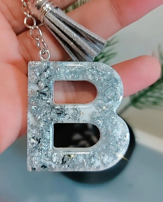 Chaveiro letra resina. Porta Chaves Letra